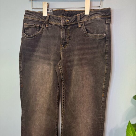 H&M Divided Low Rise Flare Jeans. Brown Washed. NWT. Size 8 - Picture 3 of 10